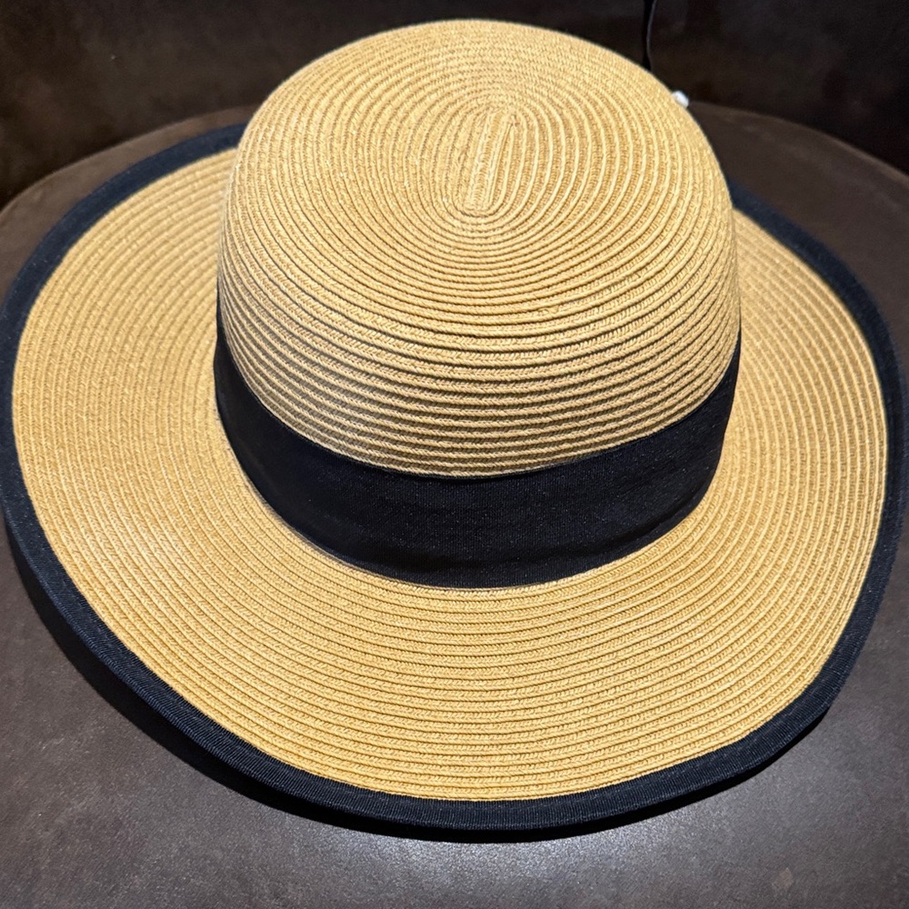 Stylish Tan and Black Women's Sun Hat